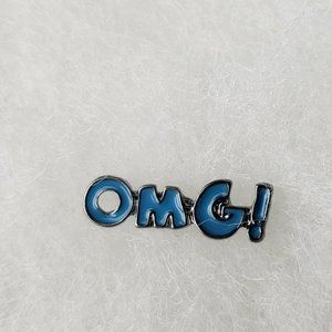 3/10$ NWOT omg oh my god blue enamel pin